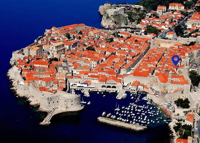 Throne I * Dubrovnik