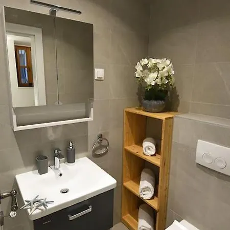 Throne I * 두브로브니크